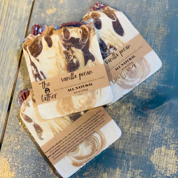 Vanilla Pecan Goat Milk & Cream Essential Lather - Picture 2 of 4